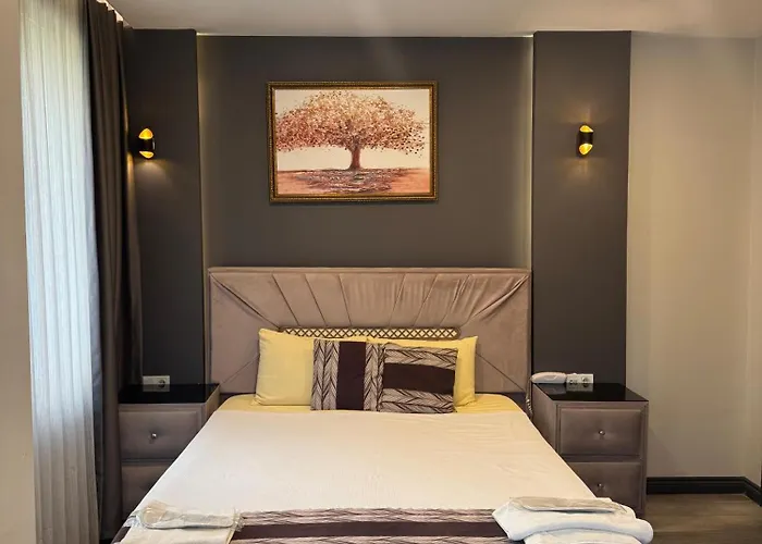 Guler Rooftop * Istanbul